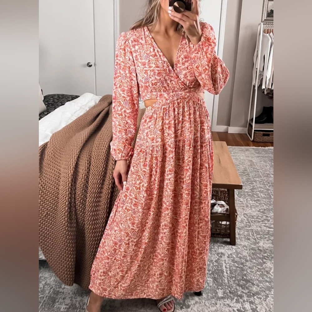❤️ Floral Maxi Waist-Defined Crepe Side-Cutout Maxi Dress Old Navy Gap